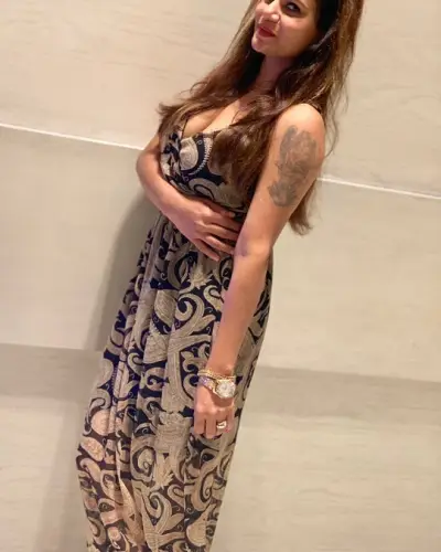 Garhshankar Escort